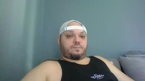 Snapshot of glusgan chatting on September 2025 08:20:02 AM Your boy online show from September 2025 08:20:02 AM