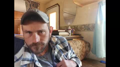 Snapshot of gman3883 chatting on March 2025 04:28:02 PM Gman online show from March 2025 04:28:02 PM