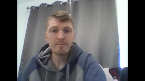 gmonay1331 online show from December 2024 06:29:01 PM