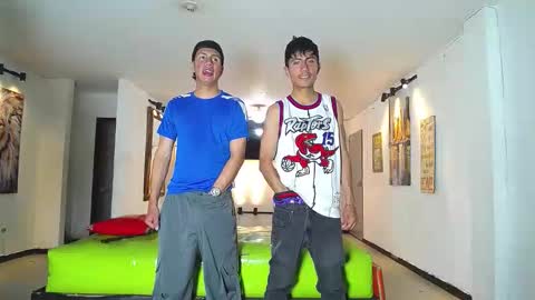 THOMAS AND DAMIAND online show from December 2025 06:36:02 PM