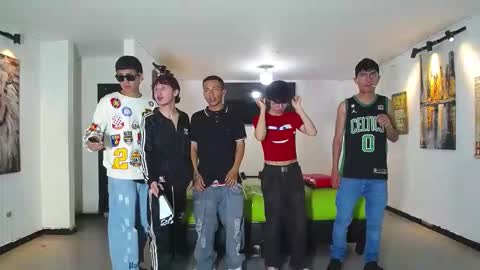 THOMAS AND DAMIAND online show from December 2025 06:45:02 PM