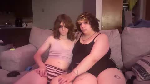 Snapshot of gockinmyrari chatting on June 2026 04:25:01 AM gockinmyrari online show from June 2026 04:25:01 AM