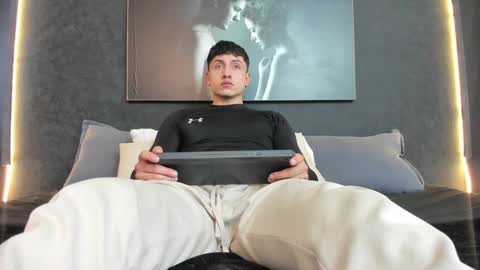 steven online show from December 2024 07:18:02 PM