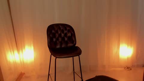 Snapshot of goddes_helena chatting on February 2025 01:04:01 AM Elena online show from February 2025 01:04:01 AM