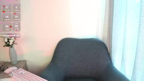 Snapshot of goddess_martina chatting on October 2025 07:10:02 PM M A R T I N A  online show from October 2025 07:10:02 PM