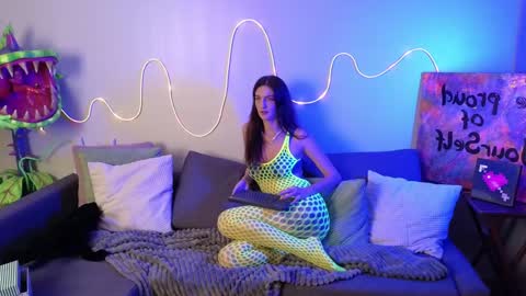   330 UTC2 girls   online show from January 2025 10:08:01 AM