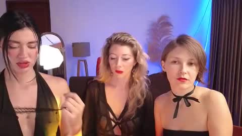   330 UTC2 girls   online show from February 2025 03:10:02 AM