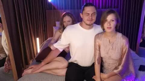   330 UTC2 girls   online show from February 2026 04:35:02 AM