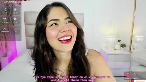 Snapshot of goddess_mia2 chatting on October 2025 12:11:01 AM Mia online show from October 2025 12:11:01 AM