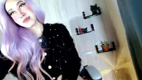 Snapshot of goddess_of_sex18 chatting on April 2026 02:32:01 AM goddess_of_sex18 online show from April 2026 02:32:01 AM
