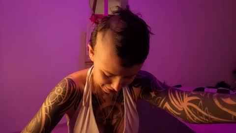 vee online show from February 2026 09:09:02 PM