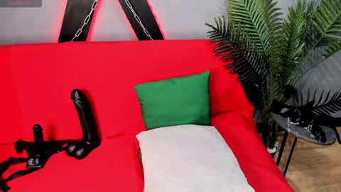 goddessemily_ online show from September 2025 05:19:02 AM