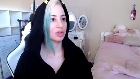 Snapshot of goddesslilith chatting on January 2025 09:43:01 PM Goddess Lilith - 111 tks to PM online show from January 2025 09:43:01 PM