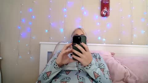 Snapshot of goddesslilith chatting on October 2025 03:21:02 PM Goddess Lilith - 111 tks to PM online show from October 2025 03:21:02 PM