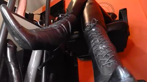 GODDESS MIDNIGHT online show from November 2025 07:02:02 PM