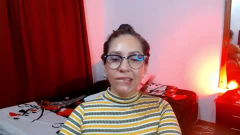 Snapshot of goddessnahi chatting on February 2025 06:15:02 AM Naih Reyes online show from February 2025 06:15:02 AM