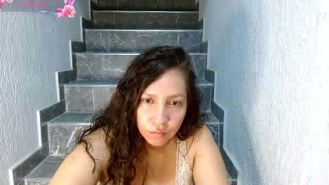  Naih Reyes online show from September 2025 04:28:02 AM