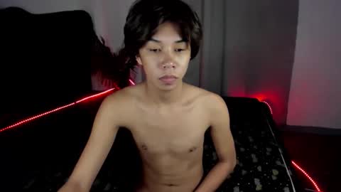 JENNIFER online show from October 2025 05:35:01 PM