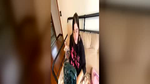 princessviccxo online show from June 2026 05:04:02 PM