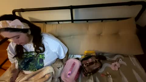 princessviccxo online show from July 2026 04:00:02 AM