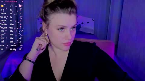 Snapshot of goga_li chatting on September 2025 06:22:02 PM Lilya online show from September 2025 06:22:02 PM