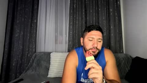 gold_alpha_boy online show from September 2025 05:03:01 PM