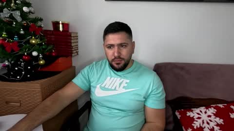 gold_alpha_boy online show from December 2025 09:29:02 AM