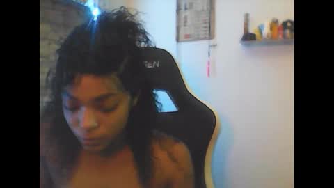 Snapshot of goldamethyst98 chatting on September 2025 05:13:02 PM Amethyst online show from September 2025 05:13:02 PM