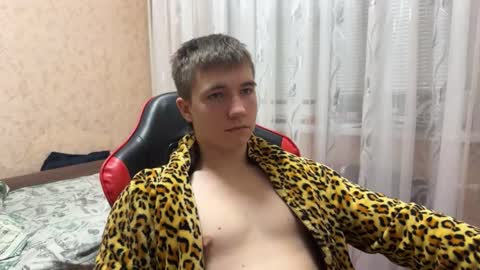 Snapshot of golden_flash chatting on November 2025 06:56:02 PM golden flash online show from November 2025 06:56:02 PM