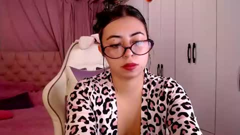 golden_gingerkitty online show from June 2026 12:54:01 AM