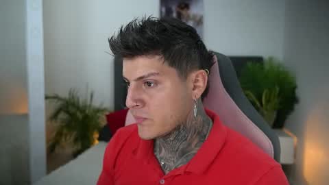 goldenatlasx online show from February 2026 06:37:02 PM