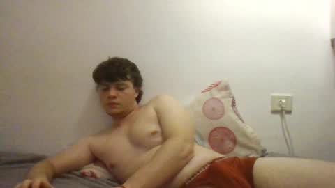 goldenboy207 online show from April 2026 10:33:02 PM