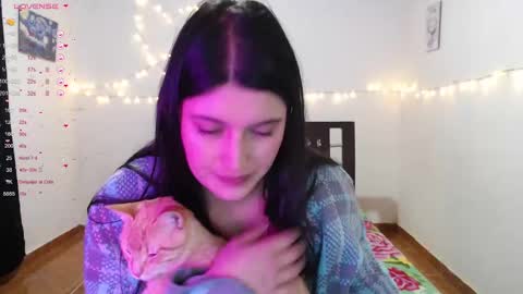 Snapshot of goldencandycotton chatting on February 2025 08:42:01 AM goldencandycotton online show from February 2025 08:42:01 AM