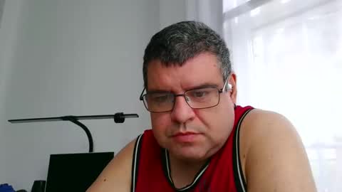 gomezgonz5 online show from September 2025 10:53:02 AM