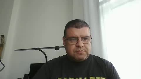 gomezgonz5 online show from September 2025 12:10:01 PM