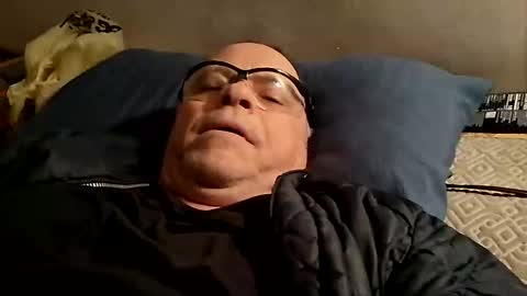 gonadalache online show from December 2025 02:09:02 AM