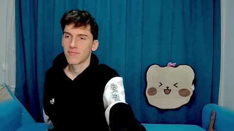 Snapshot of goodboyluca chatting on April 2026 03:30:02 PM Luca online show from April 2026 03:30:02 PM