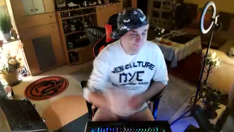 Snapshot of google5001 chatting on October 2025 03:47:02 AM google5001 online show from October 2025 03:47:02 AM