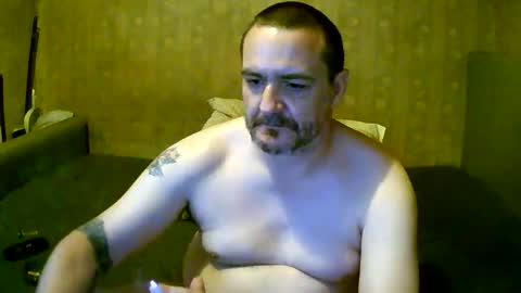 Snapshot of goosey77 chatting on April 2026 03:06:01 AM Goosey77 online show from April 2026 03:06:01 AM