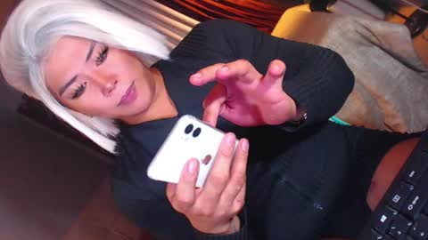 Samantha online show from April 2026 03:34:02 AM