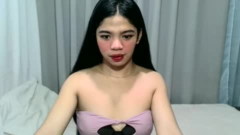 gorgeouspinay_gwen online show from March 2026 12:15:02 AM