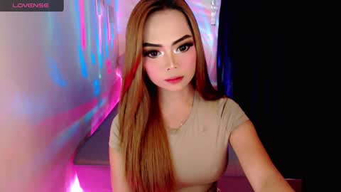 Snapshot of gorgeoustransgirl chatting on December 2024 08:52:01 AM Emmy online show from December 2024 08:52:01 AM