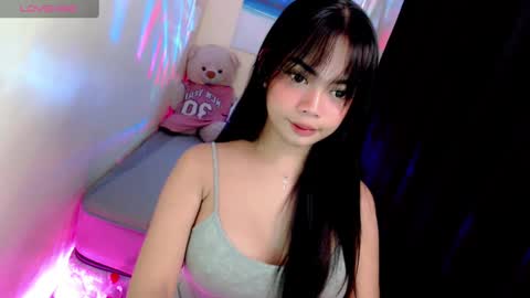 Snapshot of gorgeoustransgirl chatting on March 2025 01:18:01 PM Emmy online show from March 2025 01:18:01 PM