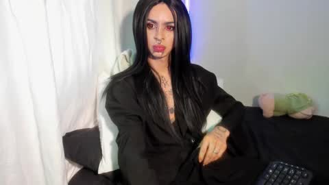 Snapshot of goth_ru chatting on December 2024 10:36:02 PM Russ online show from December 2024 10:36:02 PM