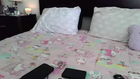 gothbaby305 online show from April 2026 01:12:02 PM