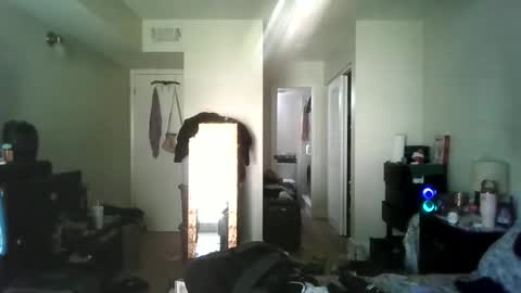 Snapshot of gothbaby305 chatting on May 2026 02:44:02 PM gothbaby305 online show from May 2026 02:44:02 PM
