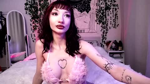 Snapshot of gothdesss chatting on January 2025 03:53:02 AM    online show from January 2025 03:53:02 AM