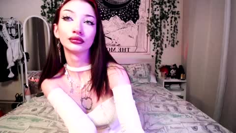 Snapshot of gothdesss chatting on January 2025 12:15:01 AM    online show from January 2025 12:15:01 AM