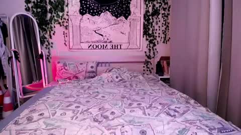 Snapshot of gothdesss chatting on February 2025 12:19:02 AM    online show from February 2025 12:19:02 AM