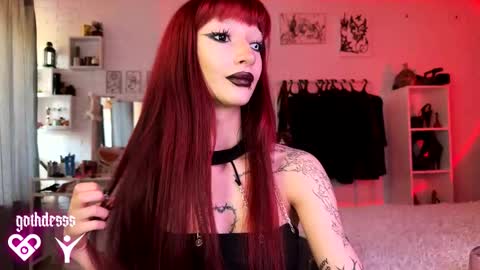 Snapshot of gothdesss chatting on October 2025 05:54:02 AM    online show from October 2025 05:54:02 AM